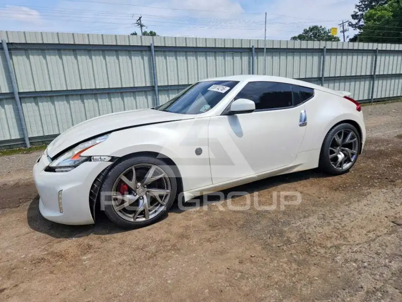2016 Nissan 370Z фото