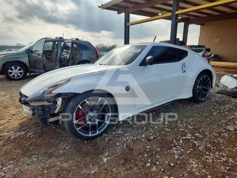 2016 Nissan 370Z фото