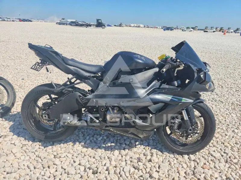 2016 Kawasaki Ninja600 photo