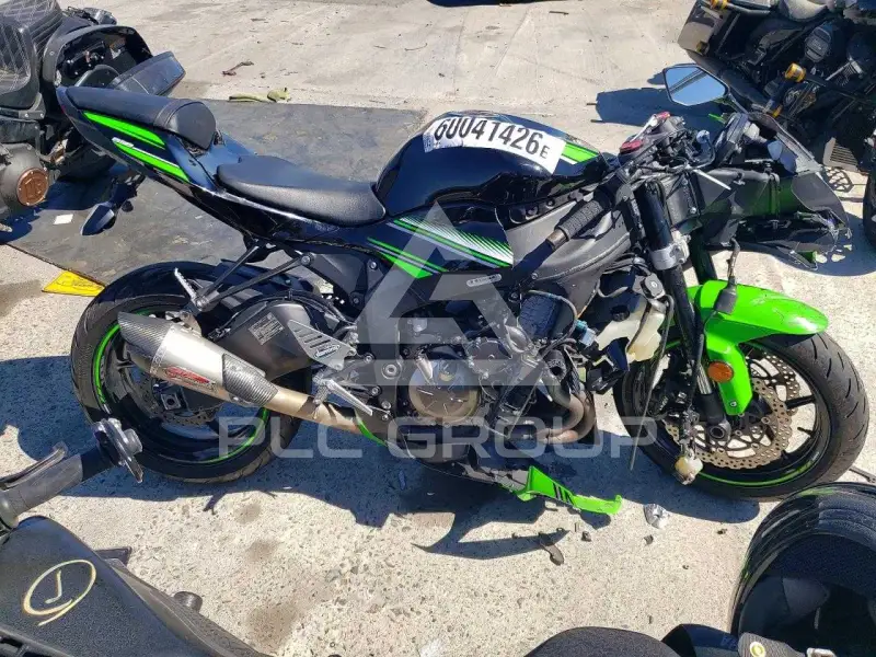 2016 Kawasaki Ninja600 фото