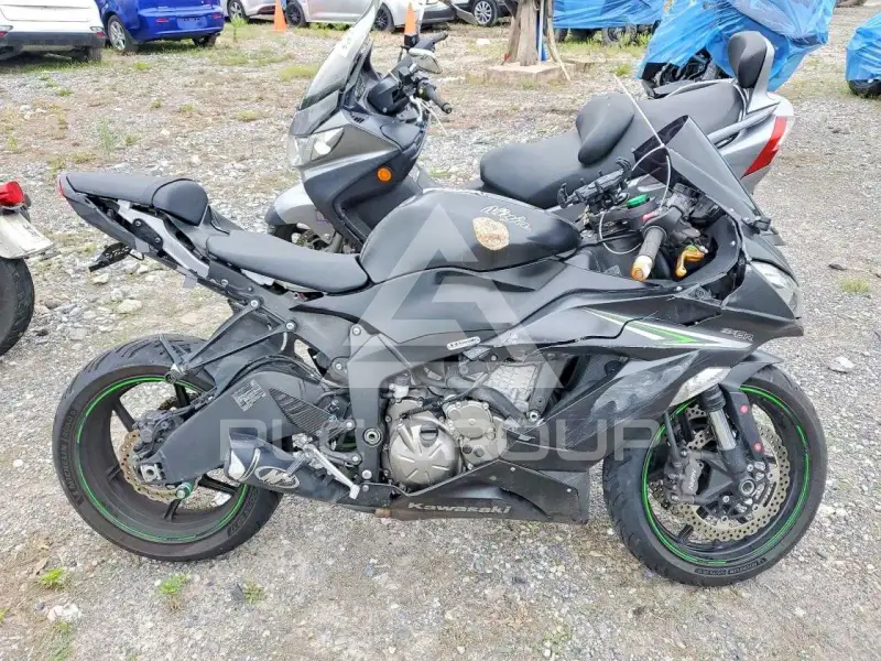 2016 Kawasaki Ninja600 photo