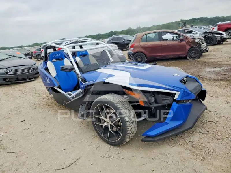 2016 Polaris Slingshot фото