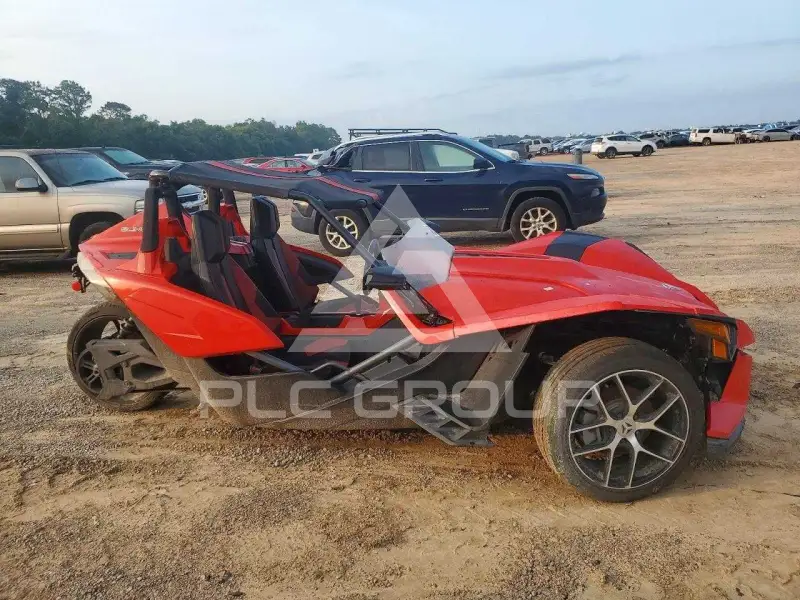 2016 Polaris Slingshot фото