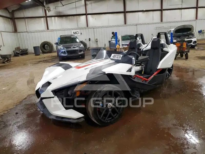 2016 Polaris Slingshot фото