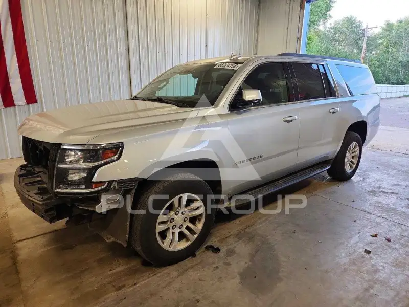 2016 Chevrolet Suburan photo