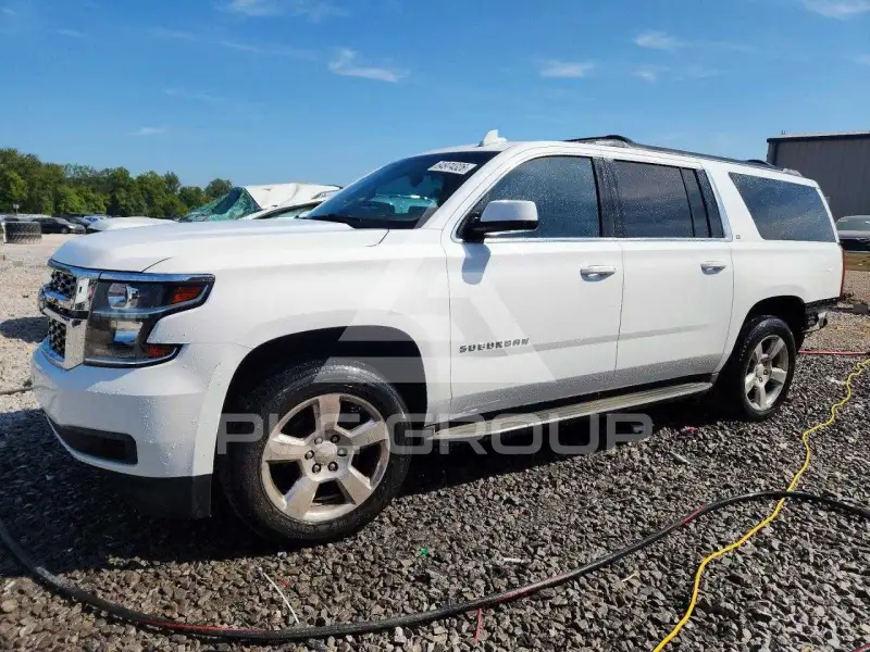 2016 Chevrolet Suburan photo