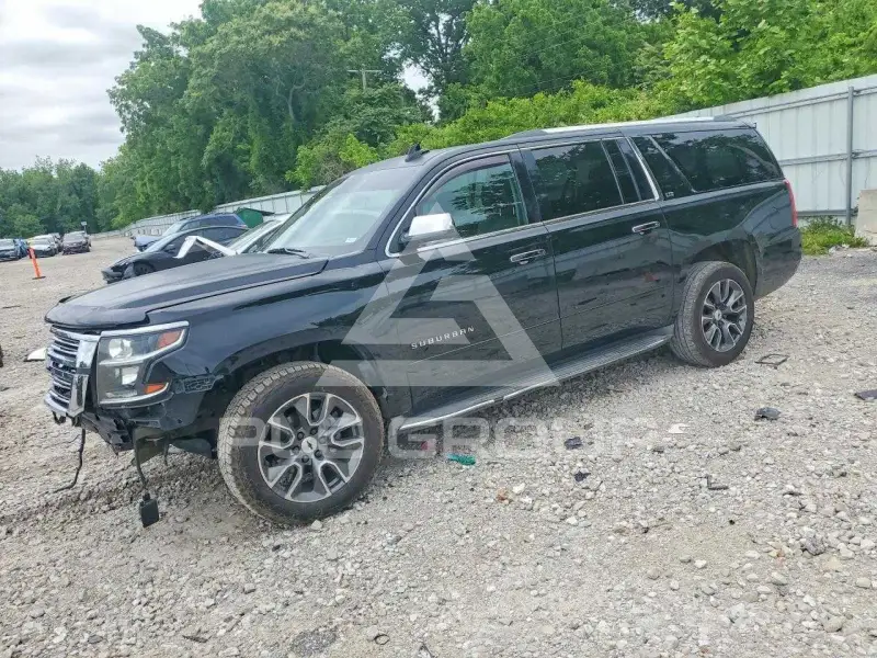 2016 Chevrolet Suburan photo