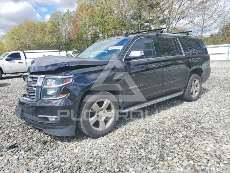 2016 Chevrolet Suburan photo