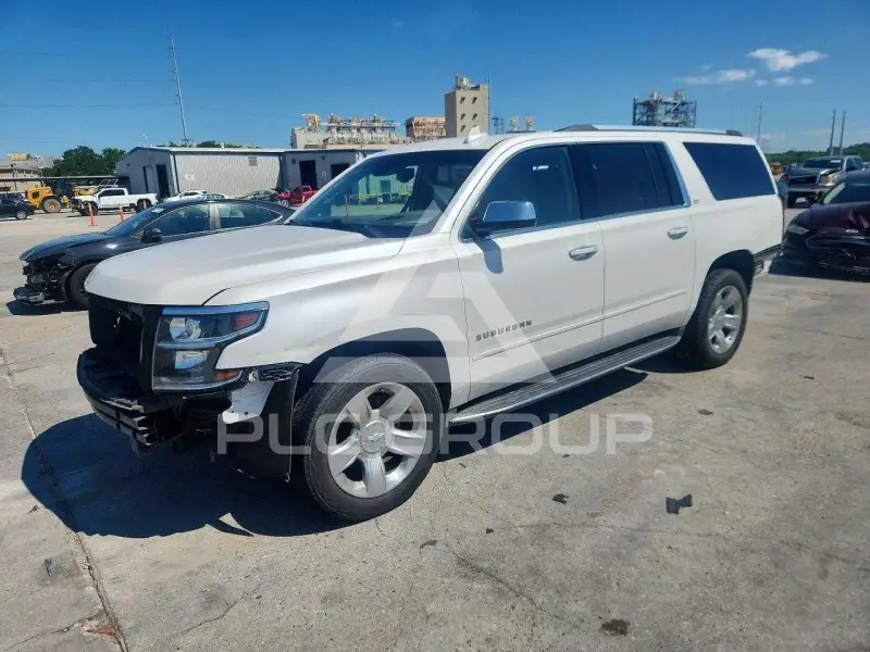 2016 Chevrolet Suburan photo