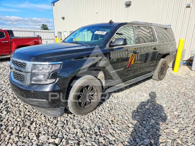 2016 Chevrolet Suburan photo