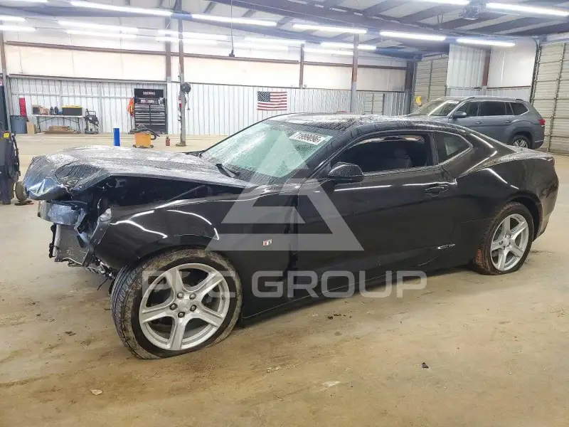 2016 Chevrolet Camaro photo
