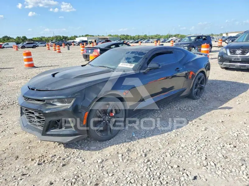 2016 Chevrolet Camaro photo