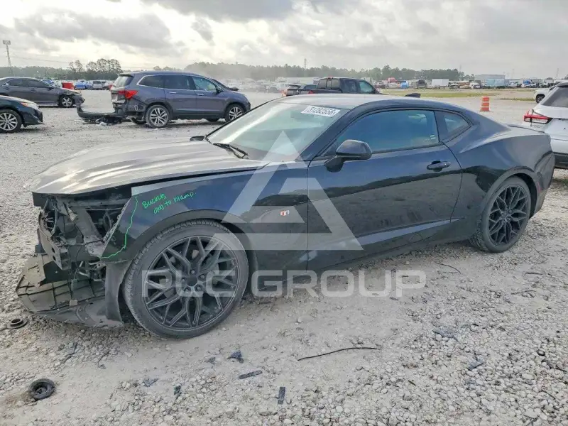 2016 Chevrolet Camaro фото
