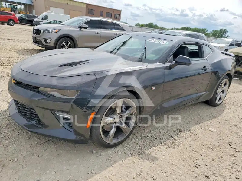 2016 Chevrolet Camaro photo