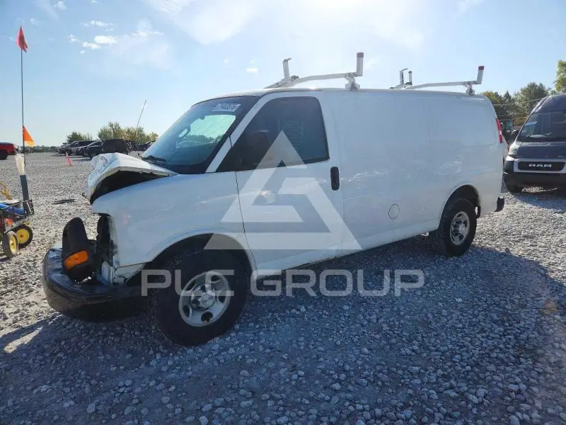 2016 Chevrolet Express фото