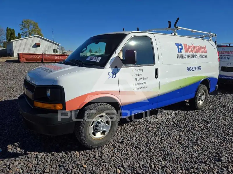 2016 Chevrolet Express photo