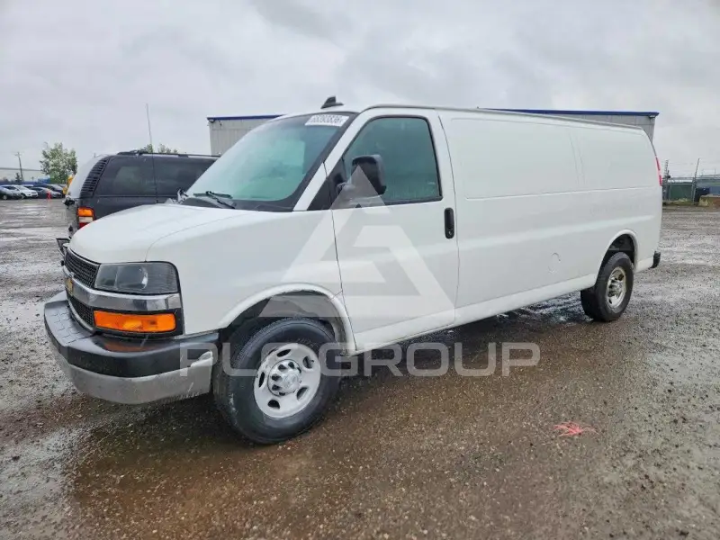 2016 Chevrolet Express фото