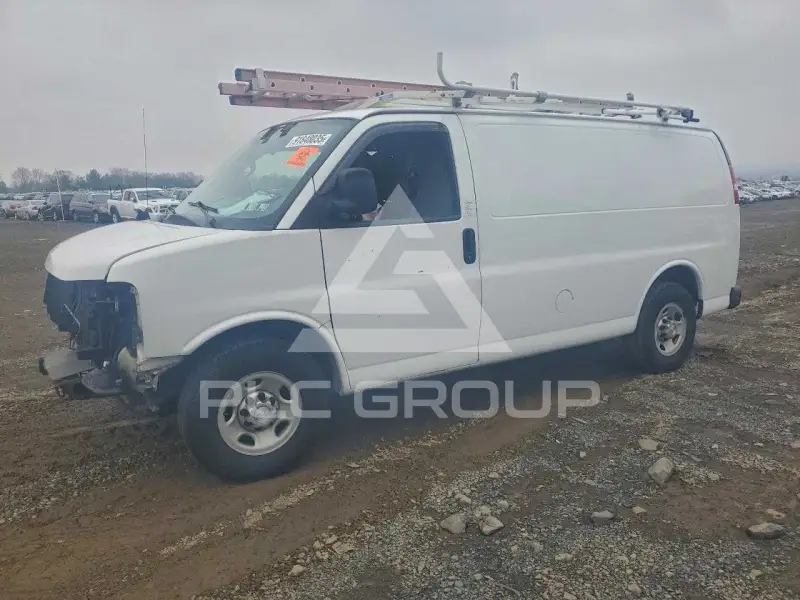 2016 Chevrolet Express фото