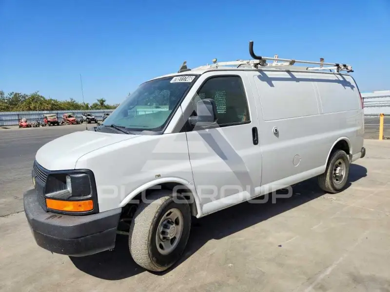 2016 Chevrolet Express фото