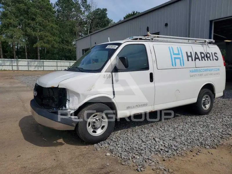 2016 Chevrolet Express фото