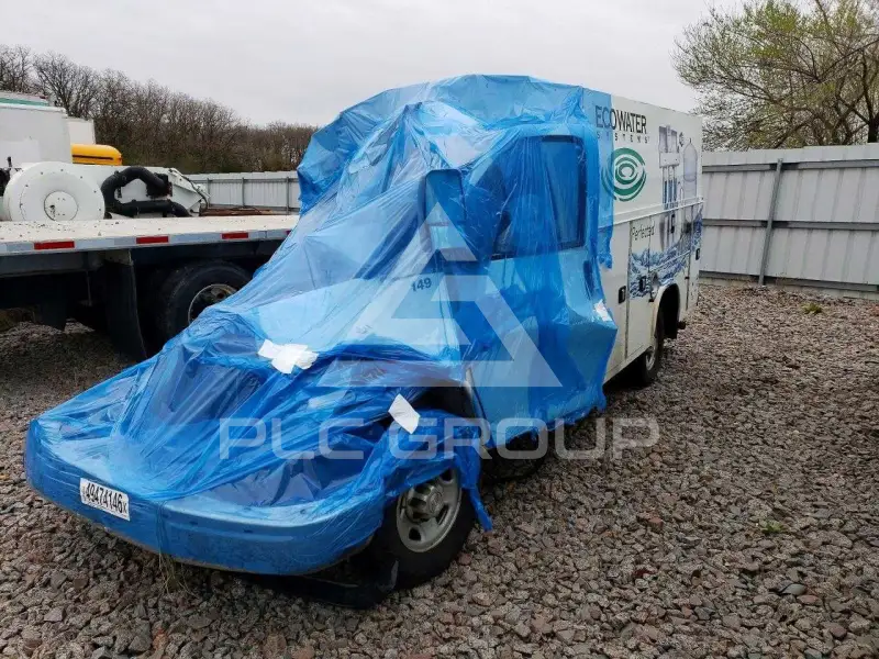 2017 Chevrolet Express photo
