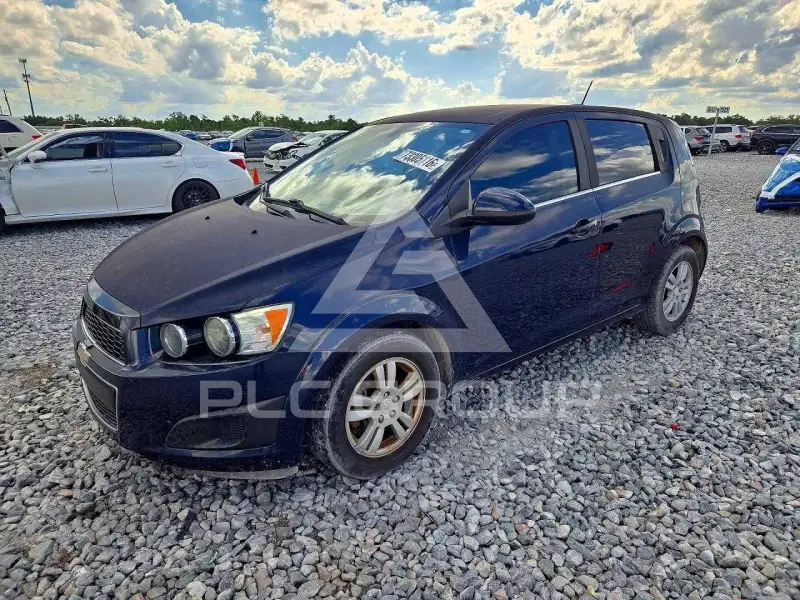 2016 Chevrolet Sonic photo