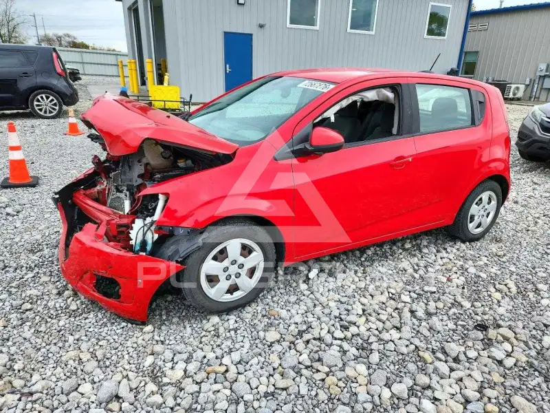 2016 Chevrolet Sonic photo