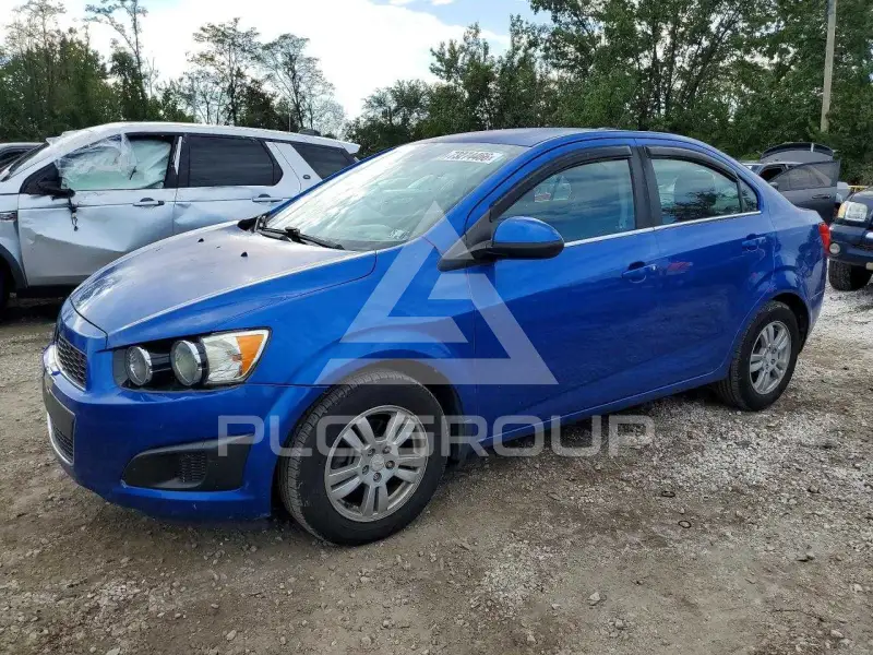 2016 Chevrolet Sonic photo