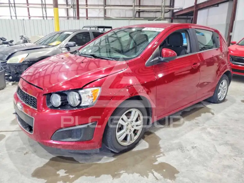 2016 Chevrolet Sonic фото
