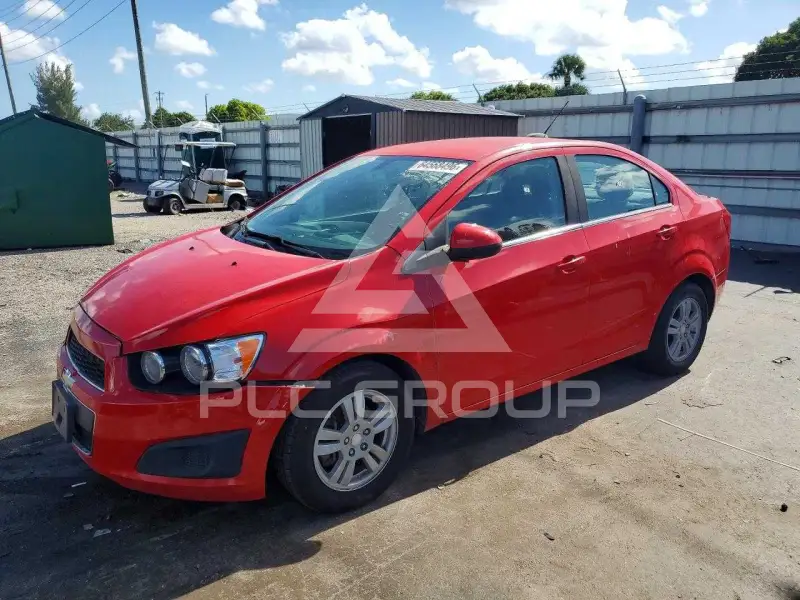 2016 Chevrolet Sonic photo