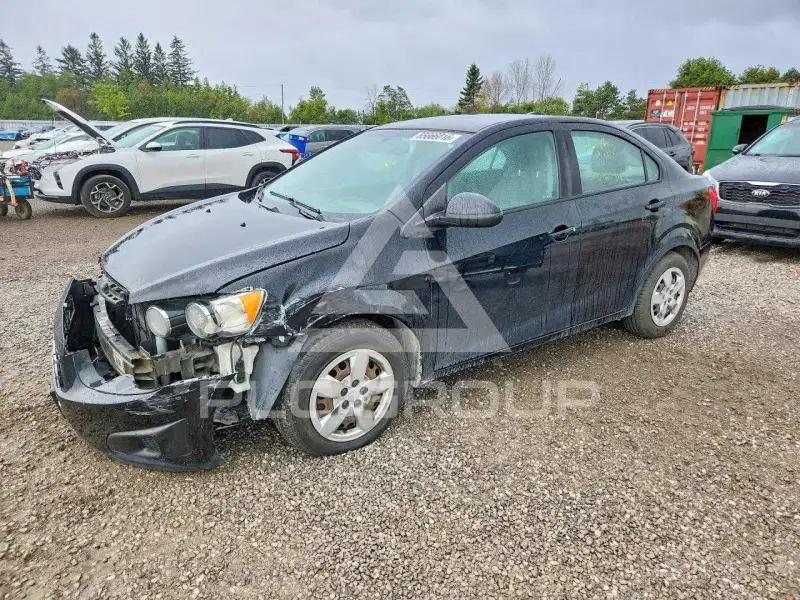 2016 Chevrolet Sonic фото