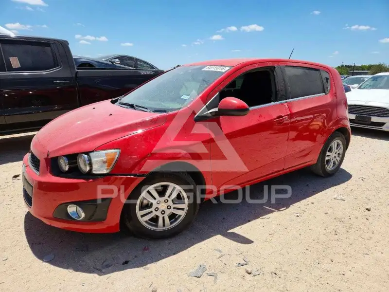 2016 Chevrolet Sonic photo