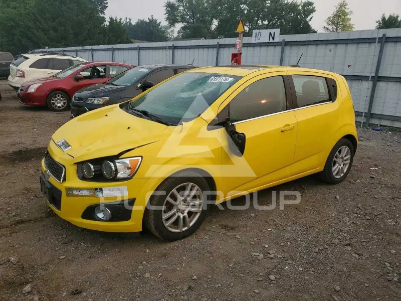 2016 Chevrolet Sonic photo