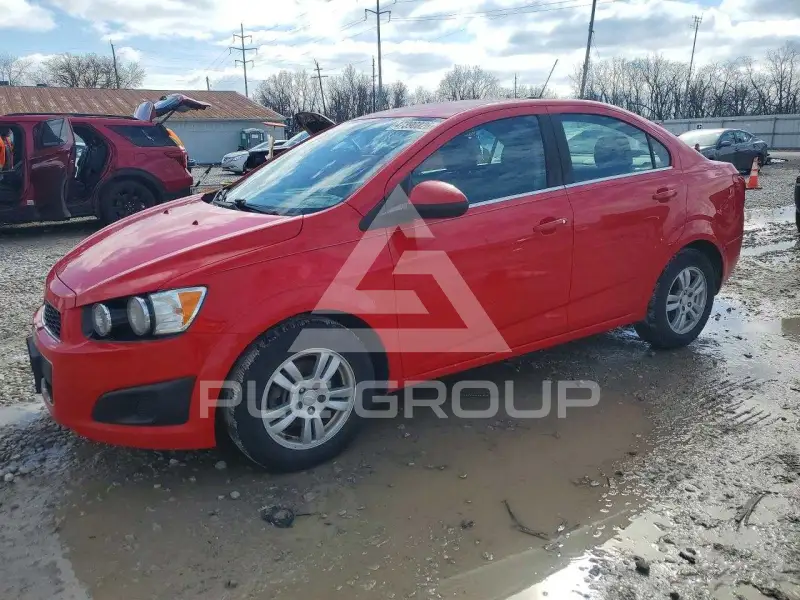 2016 Chevrolet Sonic фото