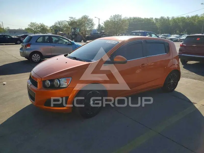2016 Chevrolet Sonic фото