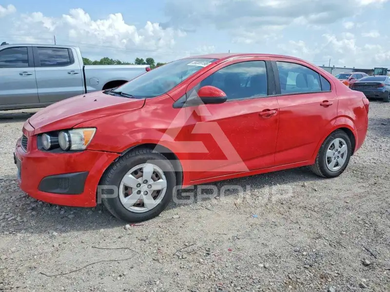 2016 Chevrolet Sonic фото