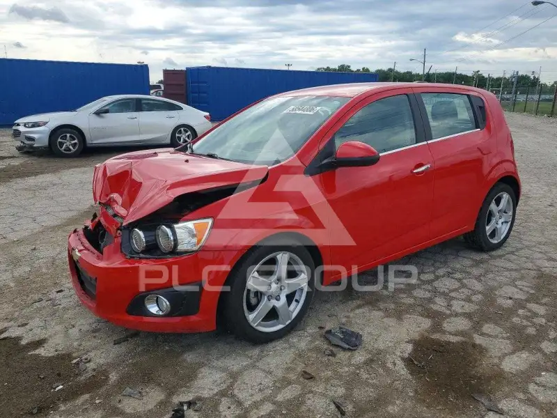 2016 Chevrolet Sonic фото