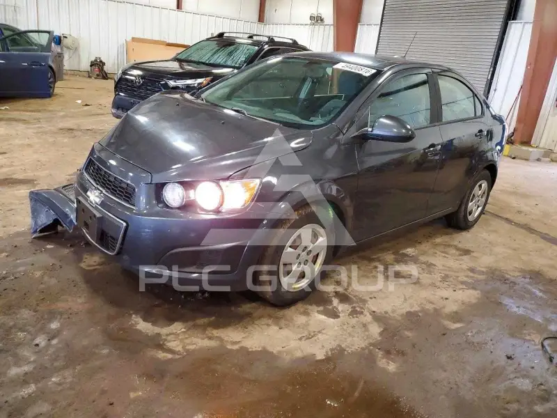 2016 Chevrolet Sonic photo