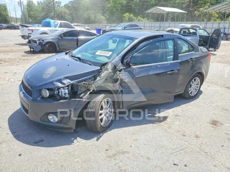 2016 Chevrolet Sonic photo