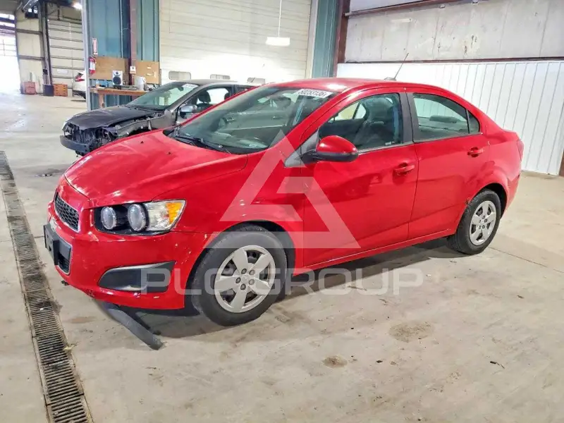 2016 Chevrolet Sonic photo