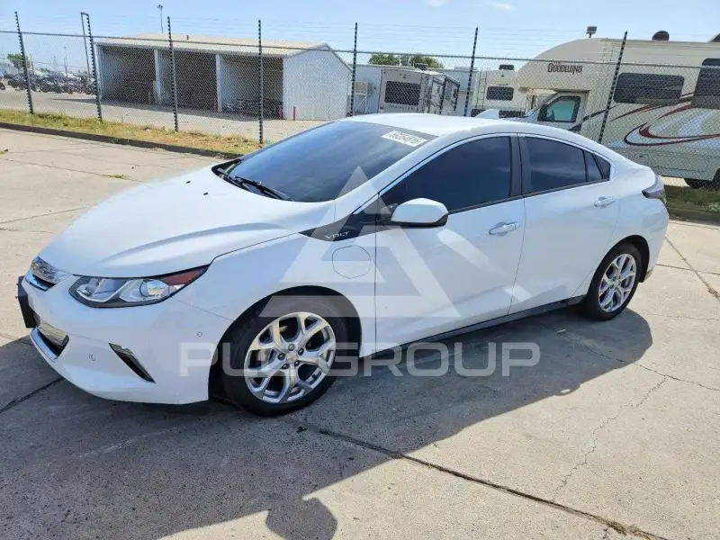 2016 Chevrolet Volt photo