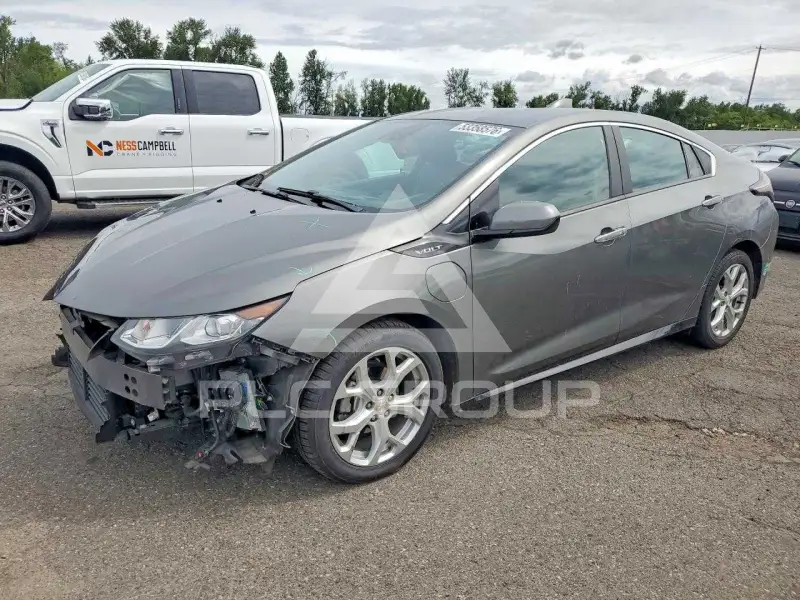 2016 Chevrolet Volt photo
