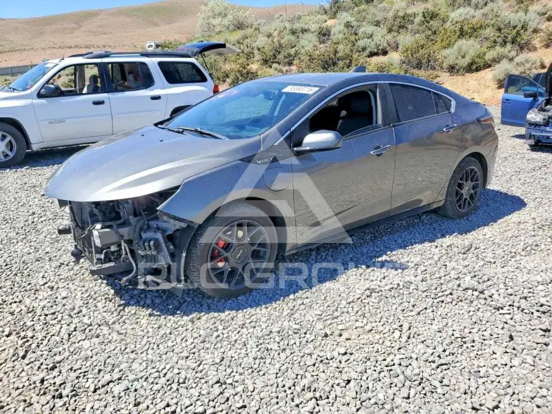 2016 Chevrolet Volt photo
