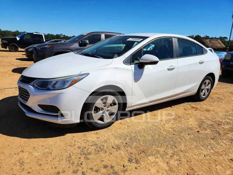 2016 Chevrolet Cruze photo