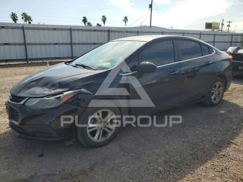 2016 Chevrolet Cruze photo