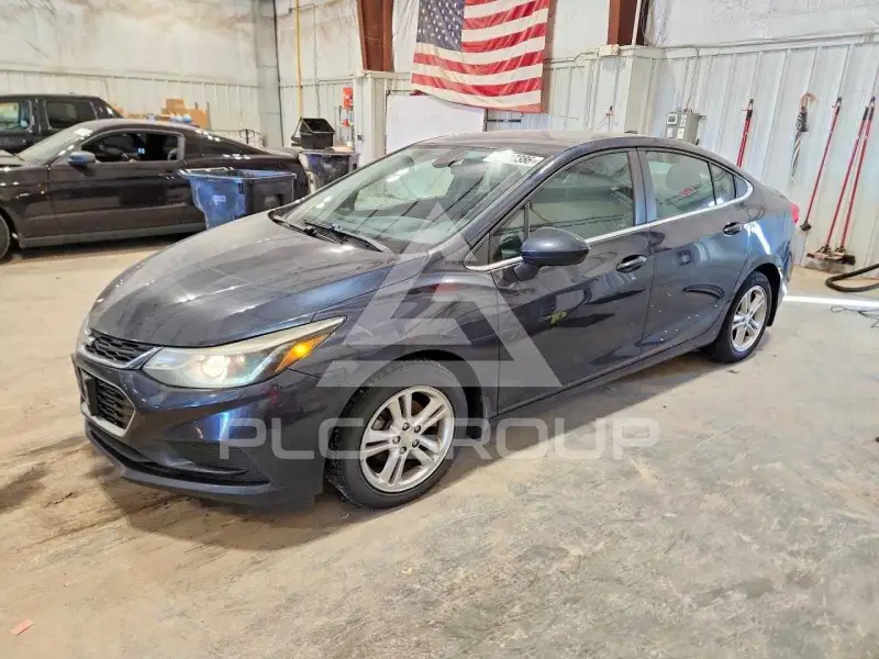 2016 Chevrolet Cruze photo