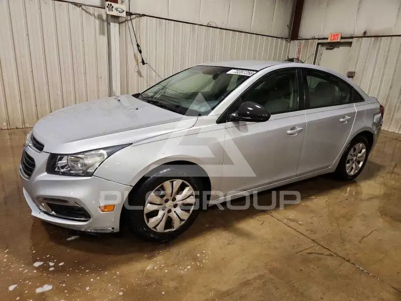2016 Chevrolet Cruze photo