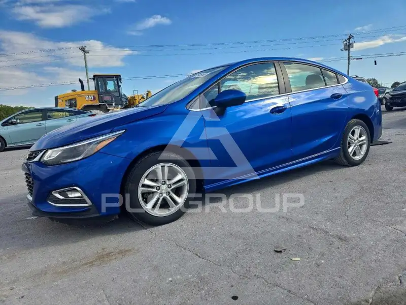 2016 Chevrolet Cruze photo
