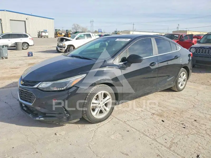 2016 Chevrolet Cruze photo