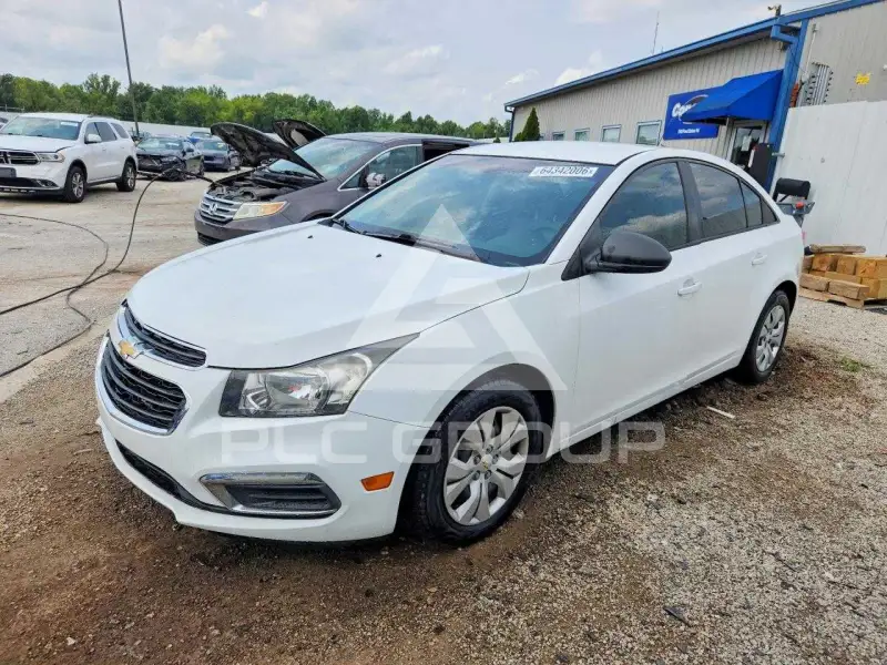 2016 Chevrolet Cruze photo